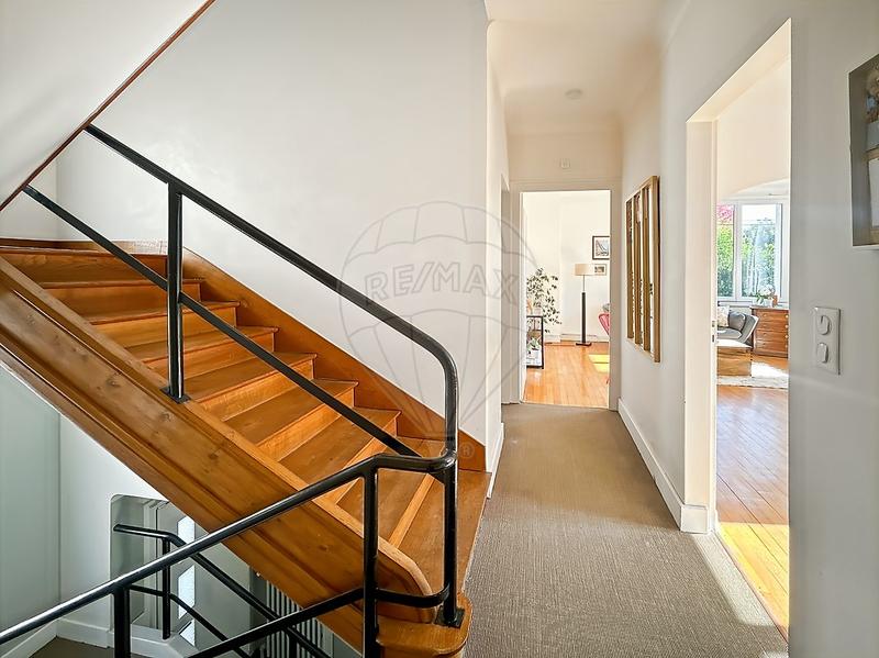 Maison - 158 m² - 6 pièces