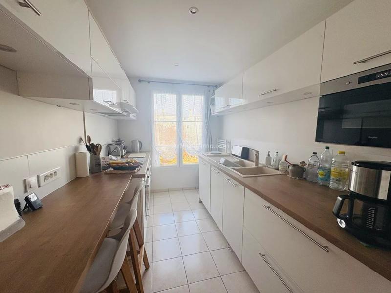 Appartement - 85 m² - 4 pièces