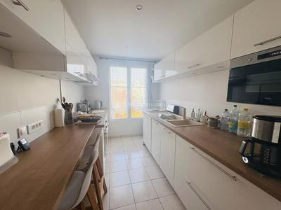 Appartement - 85 m² - 4 pièces