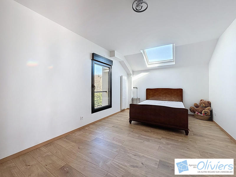 Maison - 110 m² - 6 pièces