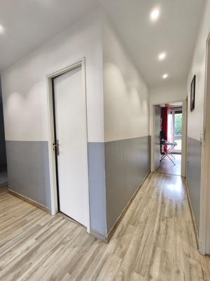 Appartement - 80 m² - 5 pièces