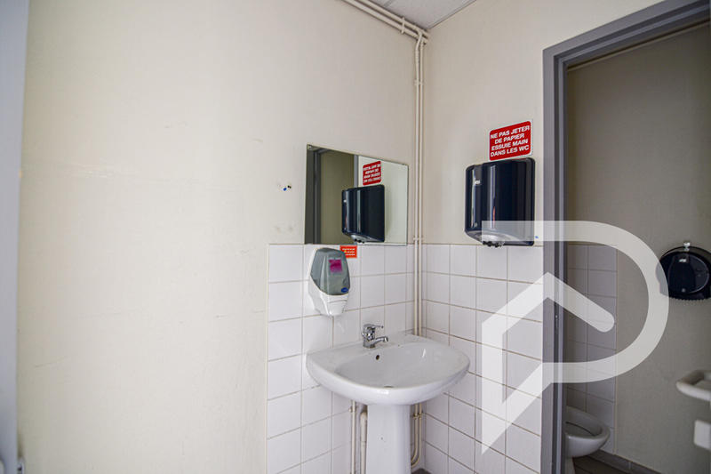 Local commercial - 300 m²