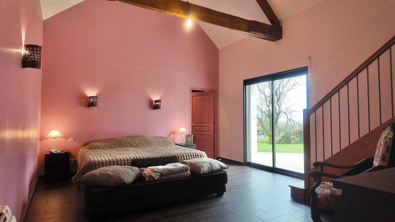 Maison - 178 m² - 8 pièces