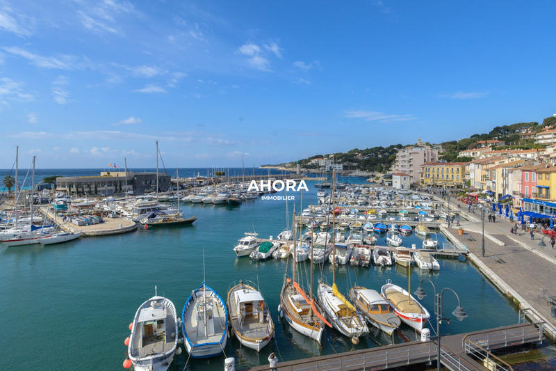 Appartement - 218 m² - 9 pièces