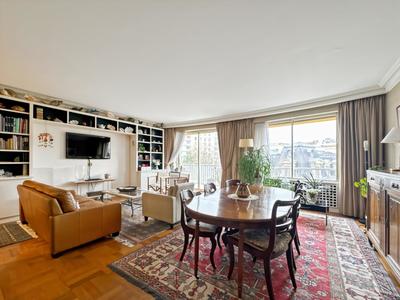 Appartement - 110 m² - 4 pièces