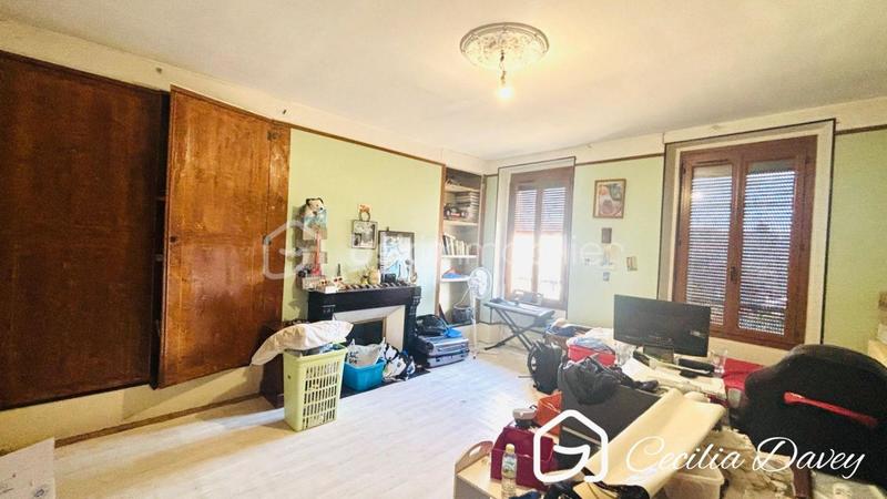 Maison ancienne - 250 m² - 9 pièces