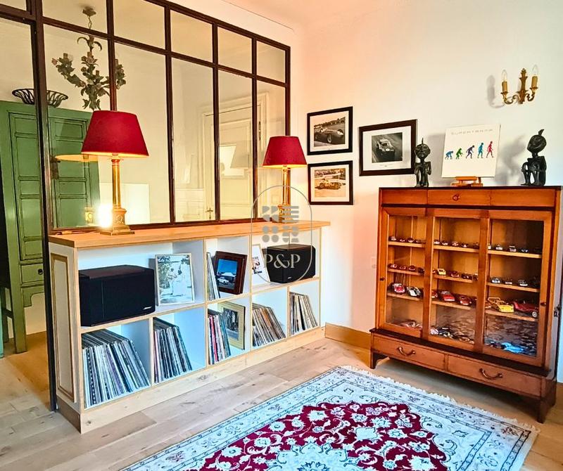 Mas - 431 m² - 10 pièces