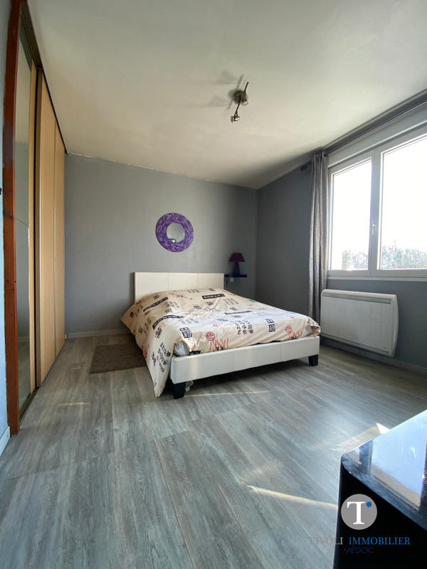 Maison traditionnelle - 140 m² - 6 pièces