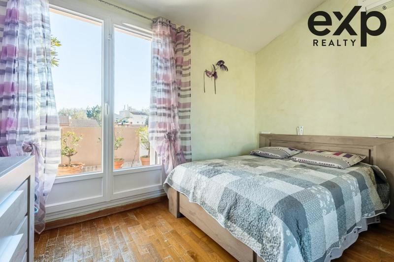 Maison - 96 m² - 5 pièces