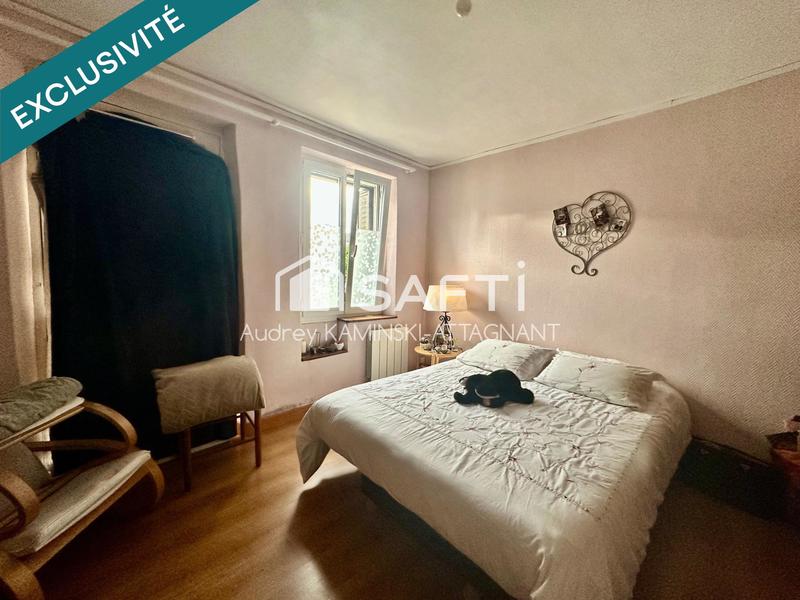 Maison - 90 m² - 5 pièces