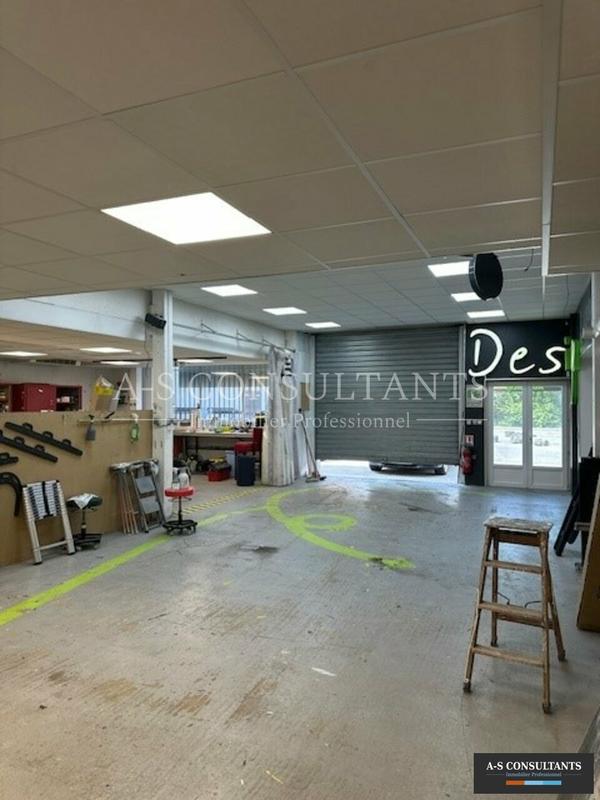 Entrepôt - 470 m²