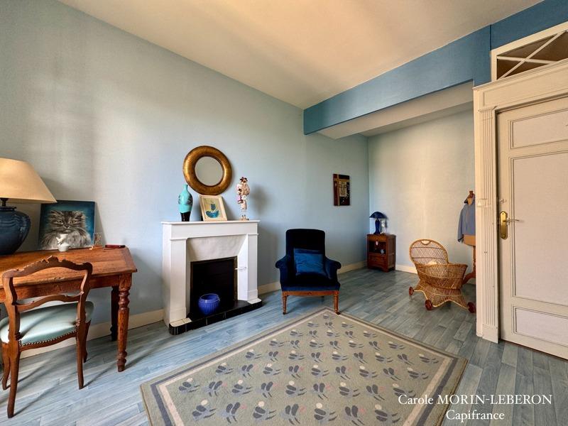 Maison de ville - 320 m² - 13 pièces