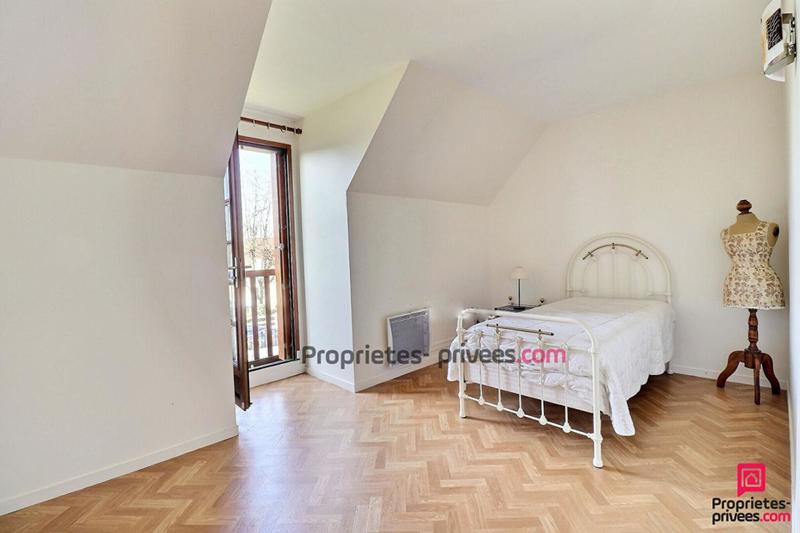 Maison - 170 m² - 7 pièces