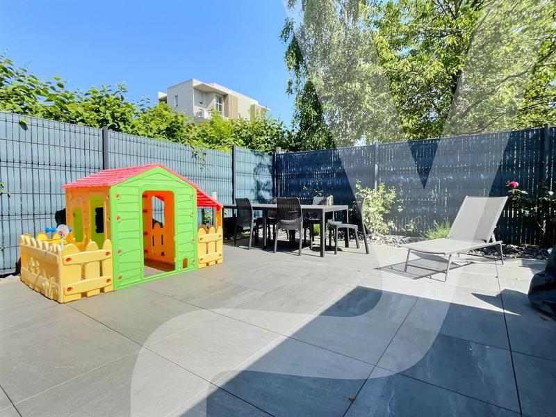 Maison - 102 m² - 5 pièces