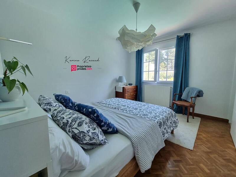 Maison - 200 m² - 6 pièces