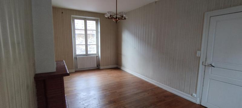 Maison - 80 m² - 5 pièces