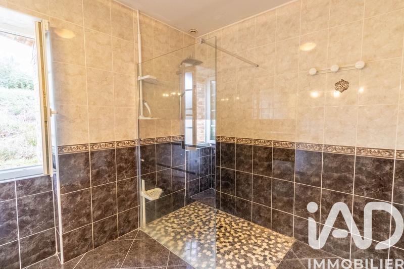 Maison - 147 m² - 5 pièces