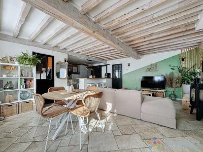 Maison - 85 m² - 4 pièces