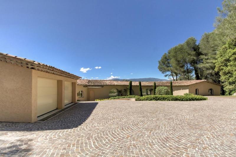 Villa - 540 m² - 13 pièces