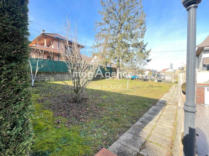 Maison - 213 m² - 6 pièces