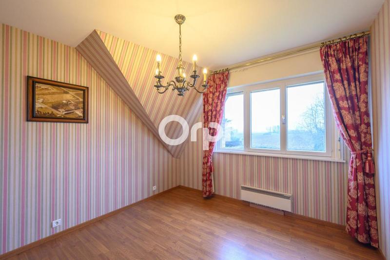 Maison - 226 m² - 8 pièces