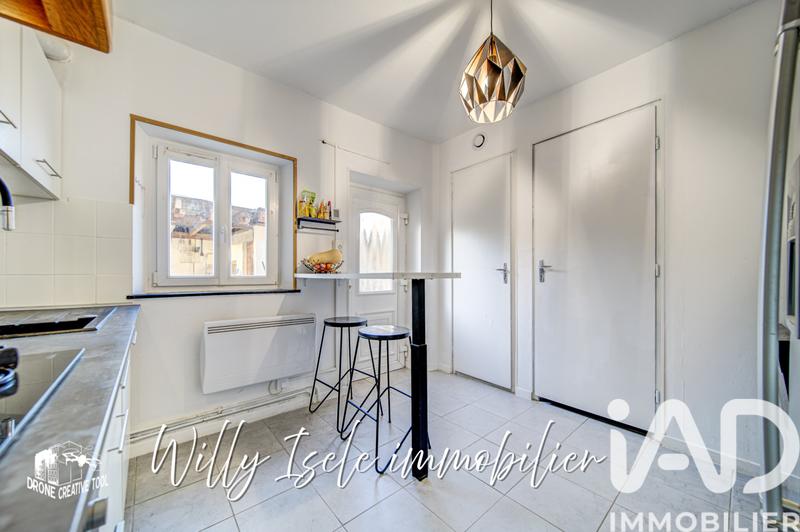 Maison - 81 m² - 5 pièces