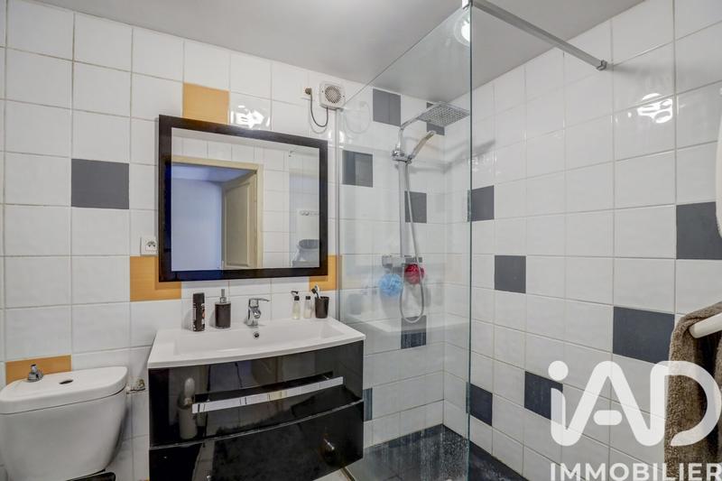 Maison - 185 m² - 7 pièces