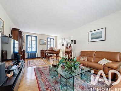 Maison de ville - 180 m² - 7 pièces