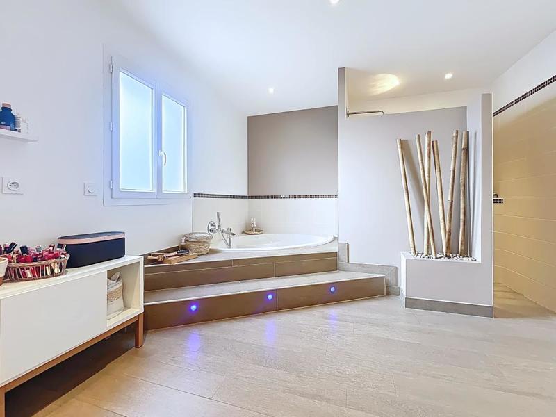 Villa - 158 m² - 5 pièces