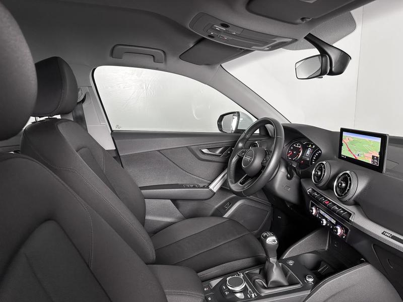 Audi Q2 - 30 Tfsi 110ch Ja17p Sieges Chauff Camera Regul Acc Gps Keylessgo Tel Clim 110 Ch 1°Main
