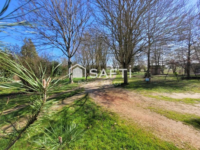 Maison - 345 m² - 14 pièces