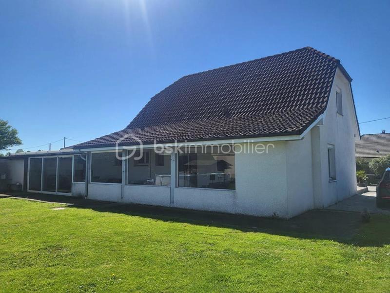 Maison traditionnelle - 140 m² - 6 pièces