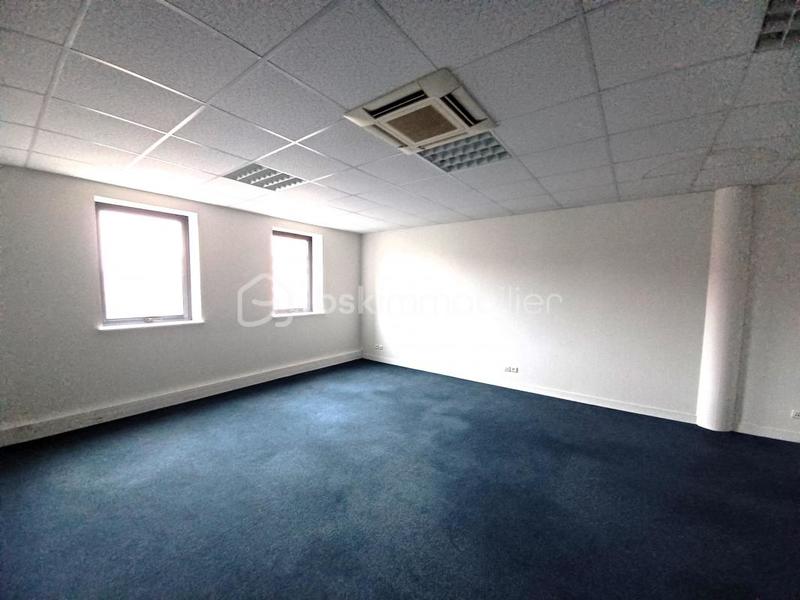 Bureau - 106 m² - 3 pièces