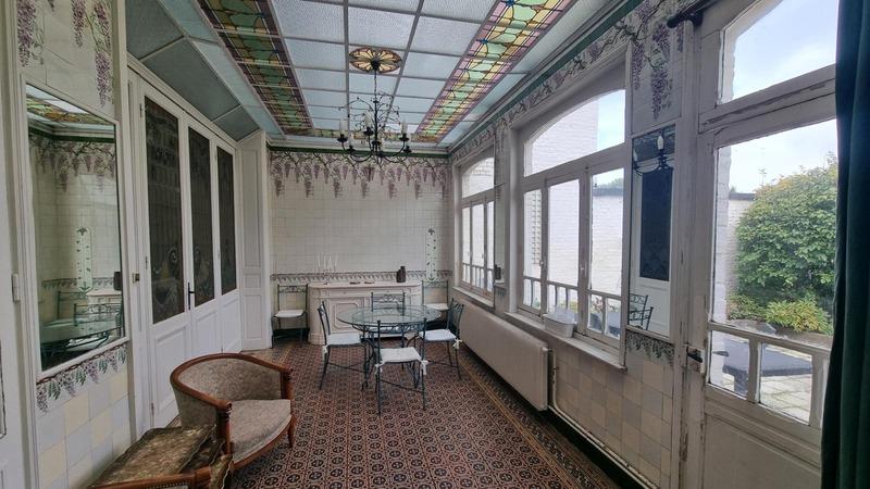 Maison bourgeoise - 250 m² - 11 pièces