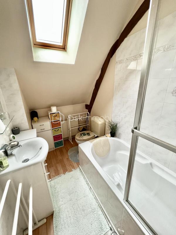 Maison en pierre - 108 m² - 4 pièces