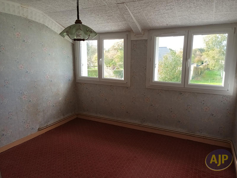 Maison - 102 m² - 5 pièces