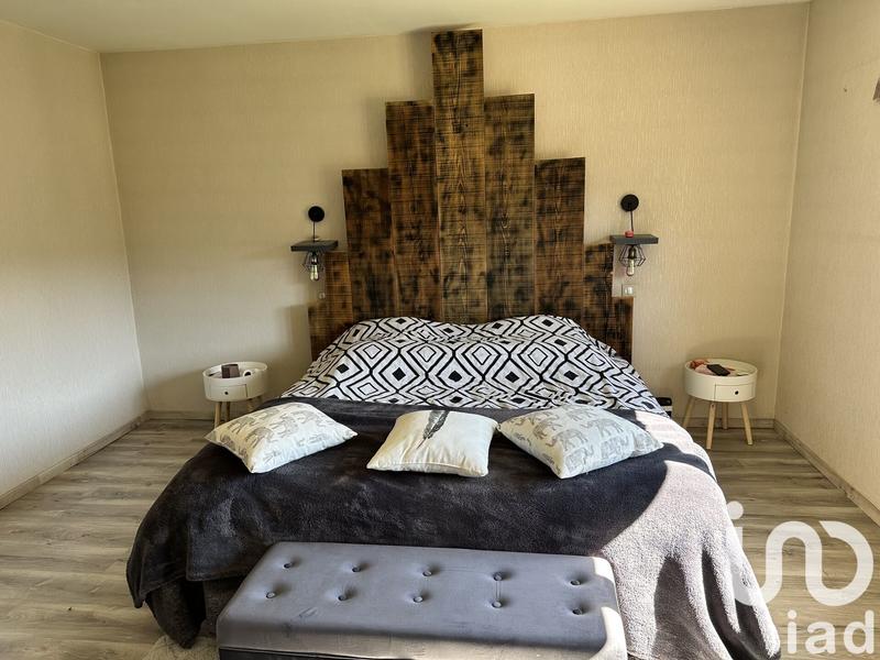 Maison - 168 m² - 8 pièces