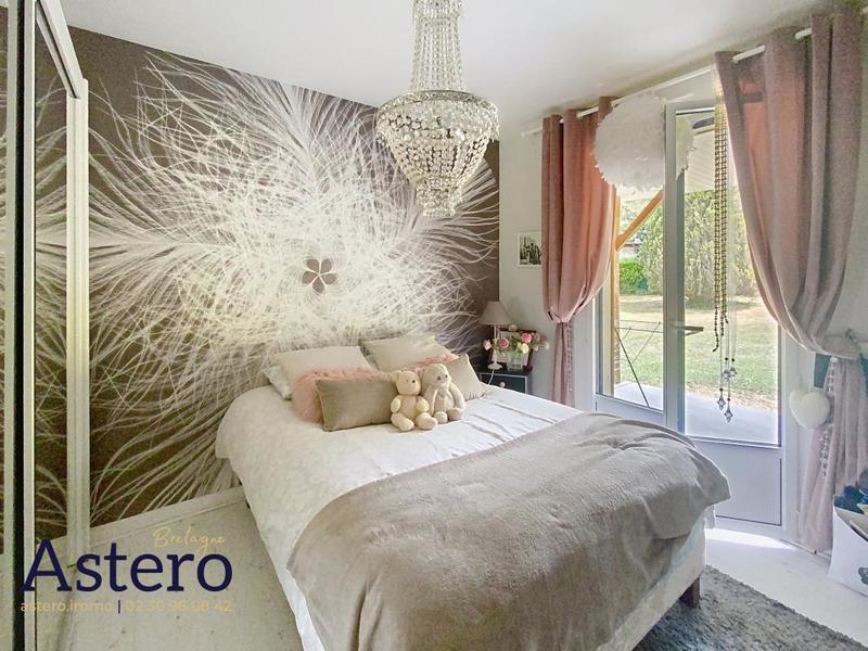 Propriété - 255 m² - 8 pièces