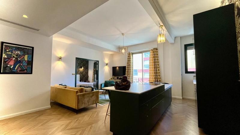 Appartement - 92 m² - 4 pièces