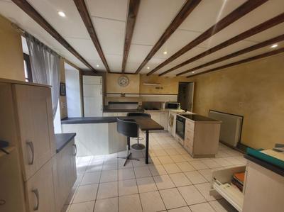 Maison - 153 m² - 6 pièces