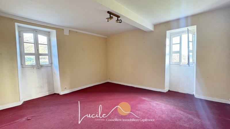 Maison - 137 m² - 5 pièces