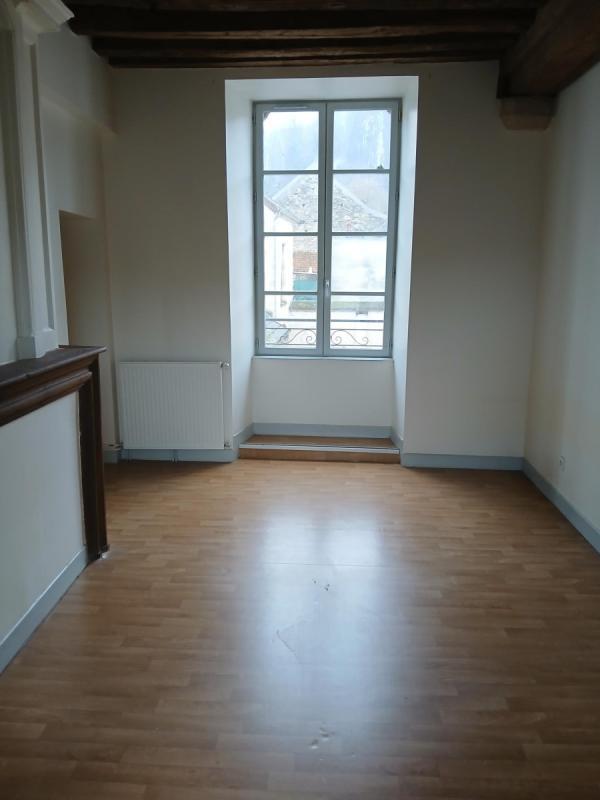 Appartement - 85 m² - 3 pièces