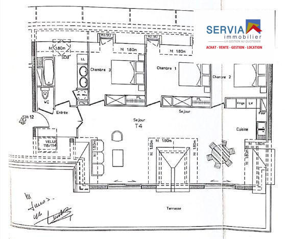 Appartement - 84 m² - 4 pièces