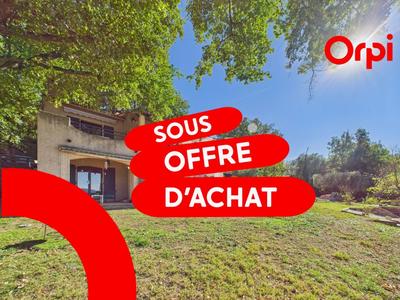 Appartement - 97 m² - 4 pièces