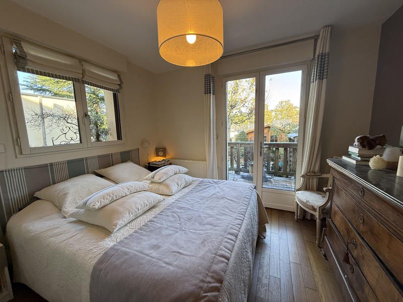 Maison - 99 m² - 6 pièces