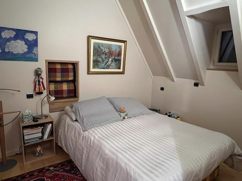 Demeure - 250 m² - 10 pièces