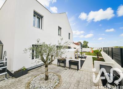 Maison - 135 m² - 6 pièces