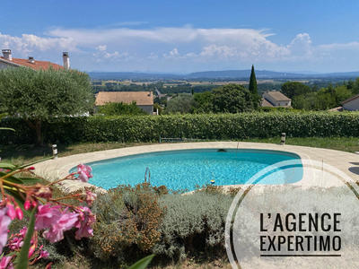 Maison - 181 m² - 5 pièces