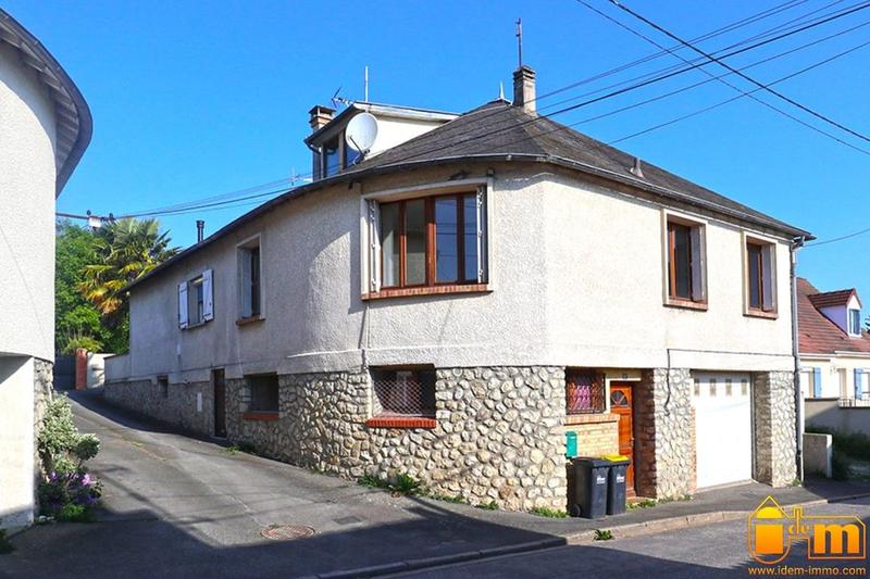 Maison de village - 120 m² - 6 pièces
