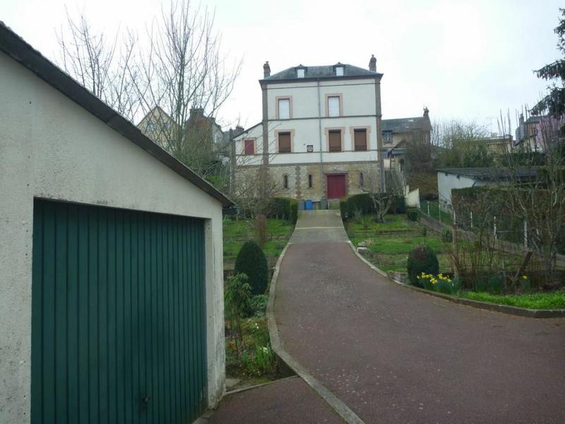 Maison de ville - 113 m² - 6 pièces